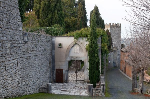 Castello Ducale - comune.montesangiovannicampano.fr.it