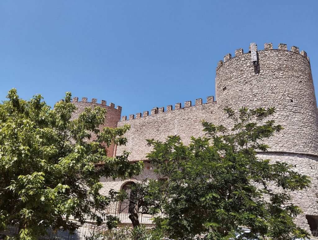 Castello Orsini Cesi - Facebook @castellocesi rev