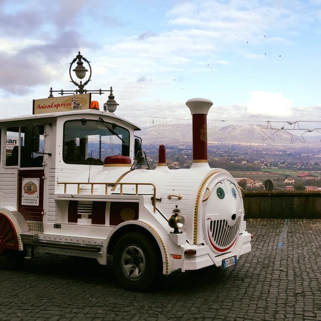 Trenino Christmas Espress ad Artena - Facebook @artenacittapresepe