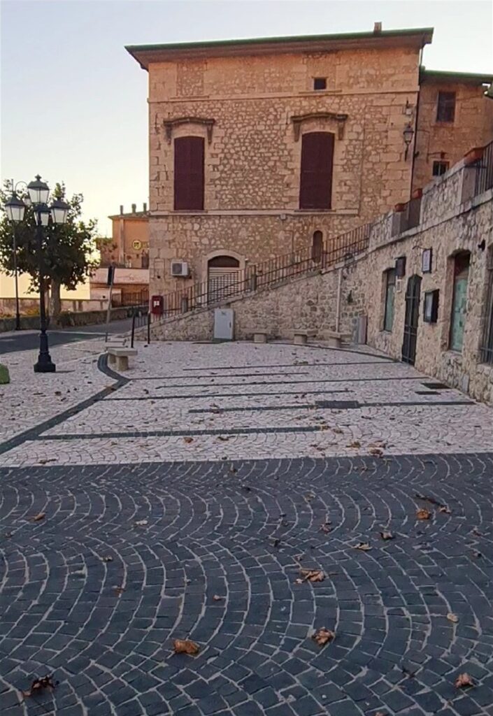 Memoriale della Shoah, le linee affilate