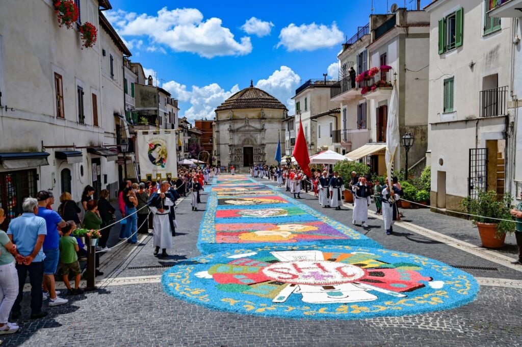 Infiorata di Vicovaro - Facebook @ProLocoVicovaro22