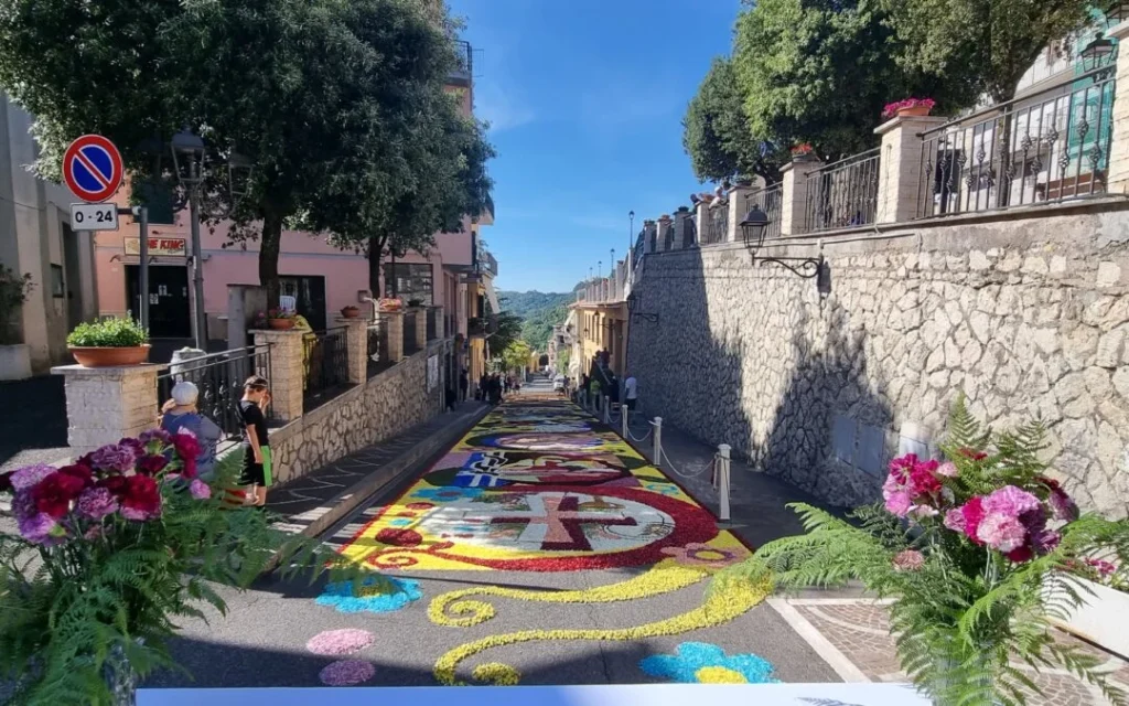 Infiorata del Corpus Domini a Rocca Santo Stefano