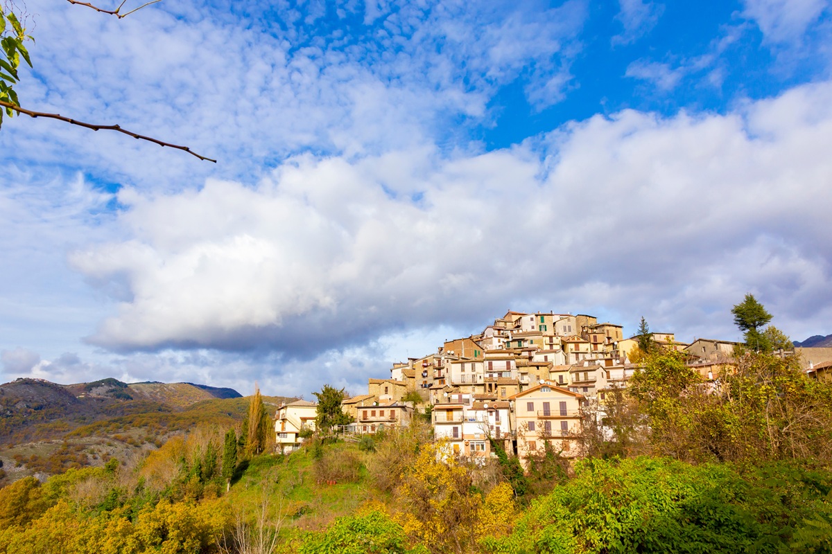 Turania