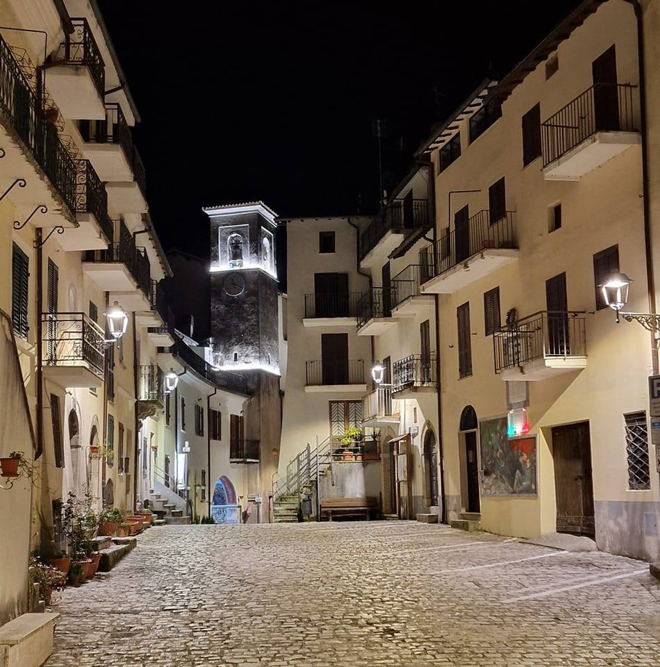 Turania di notte - Facebook @Pro-Loco-Turania-Aps