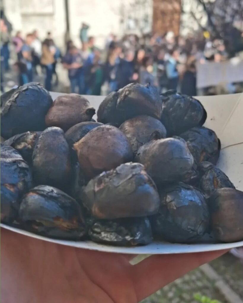castagne arrosto - Facebook @proloco.riofreddo