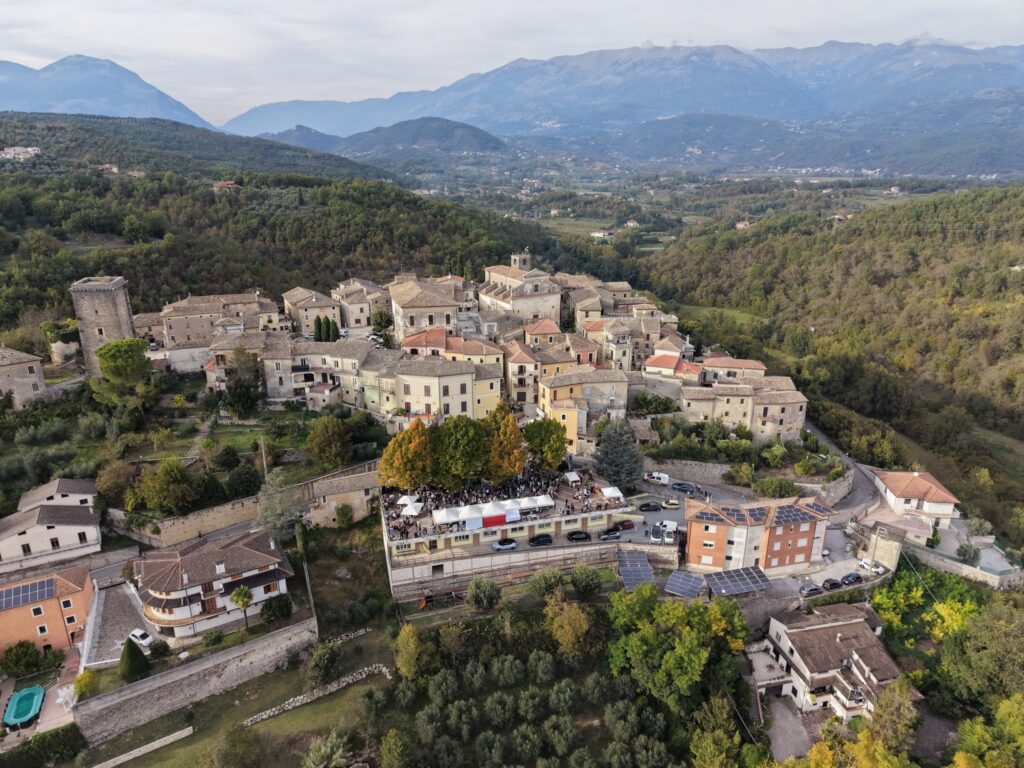 panorama di Fontechiari - Facebook @assprolocofontechiari
