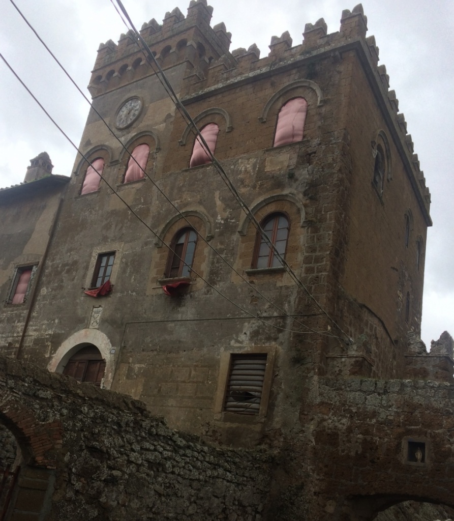 Castello di Civitella Cesi - retedimorestorichelazio.it