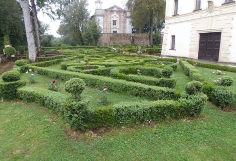 il giardino all'italiana di Villa Savorelli - retedimorestorichelazio.it