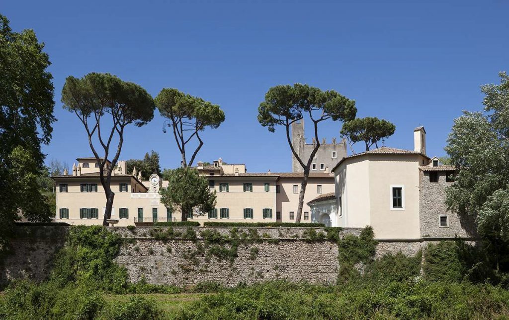 Castello di Torre in Pietra, giardino - retedimorestorichelazio.it