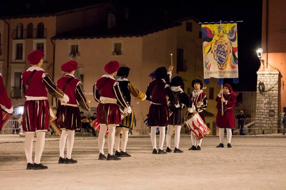La Gara dei Tamburi - Foto FB Il Palio del Velluto - Pagina Ufficiale