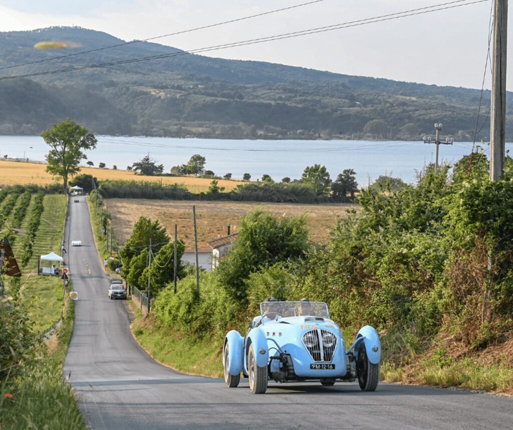 passaggio della Mille Miglia a Capodimonte - 1000miglia.it