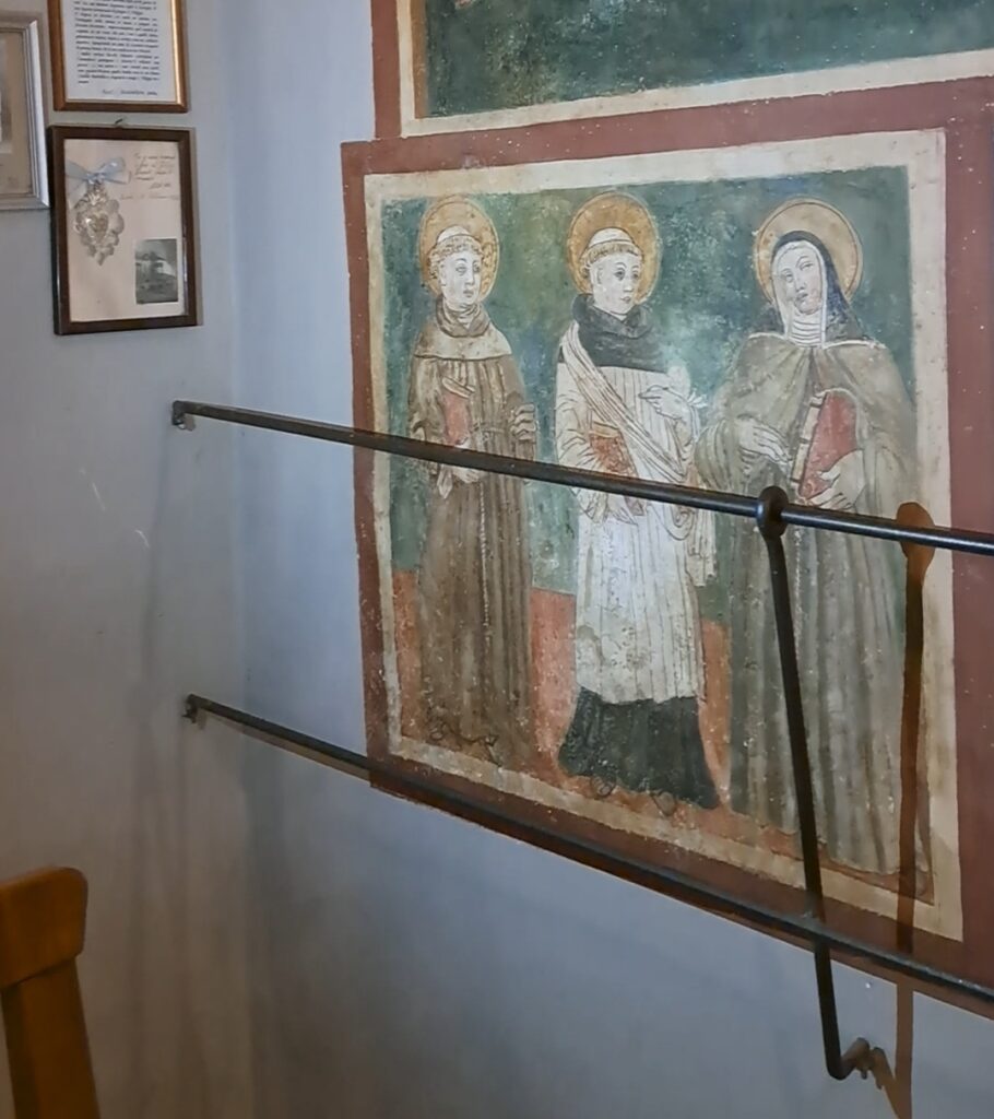 l'affresco con i tre Santi