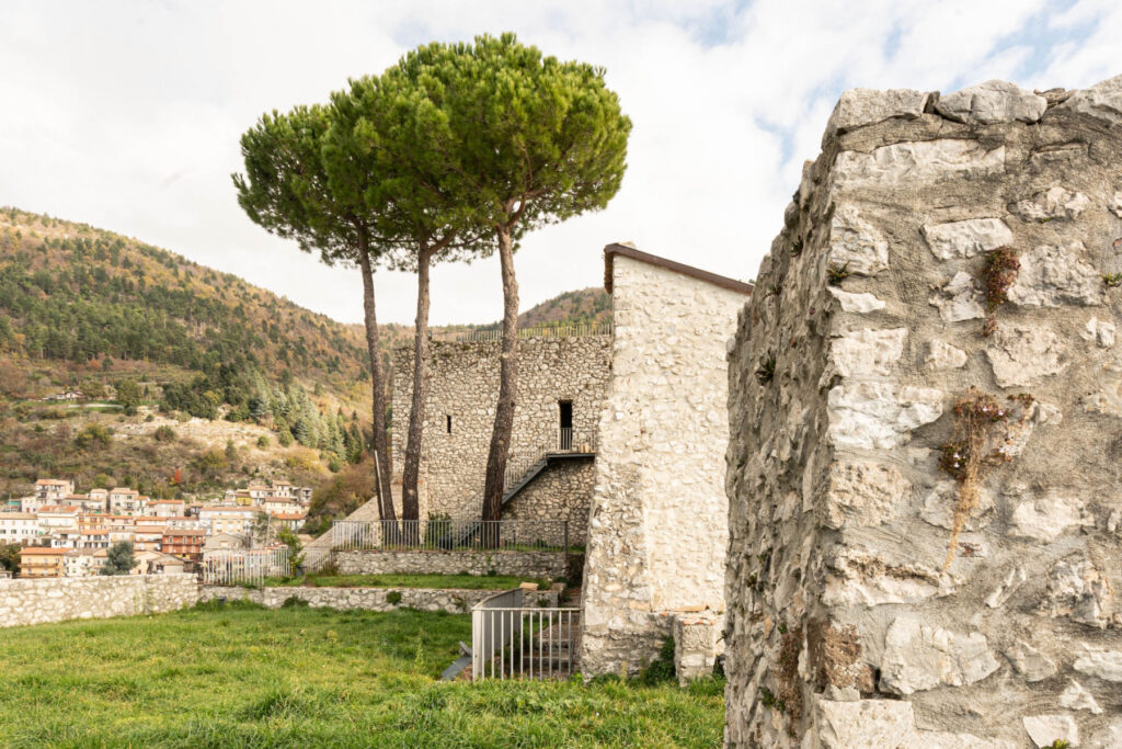 Castello Baronale Alto, esterno - retedimorestorichelazio.it