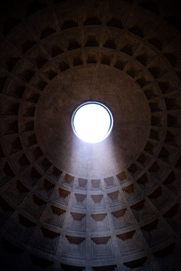 Pantheon, cupola - Facebook @Pantheon.MiC