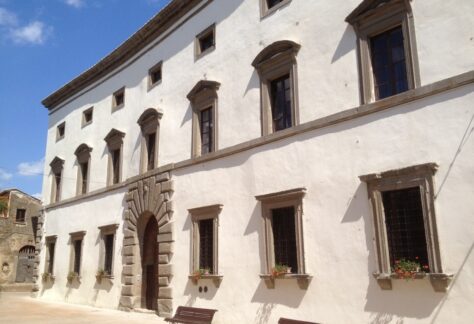 Palazzo Orsini a Mugnano in Teverina - retedimorestorichelazio.it
