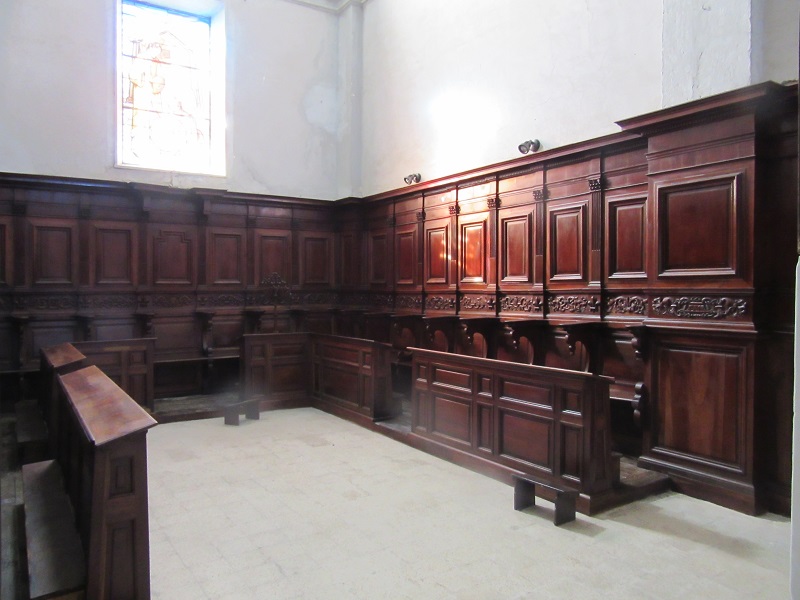 stalli in legno intarsiato nel Convento di San Rocco - retedimorestorichelazio.it