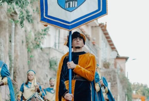 Giostra delle Contrade corteo storico - Facebook @giostradellecontrade